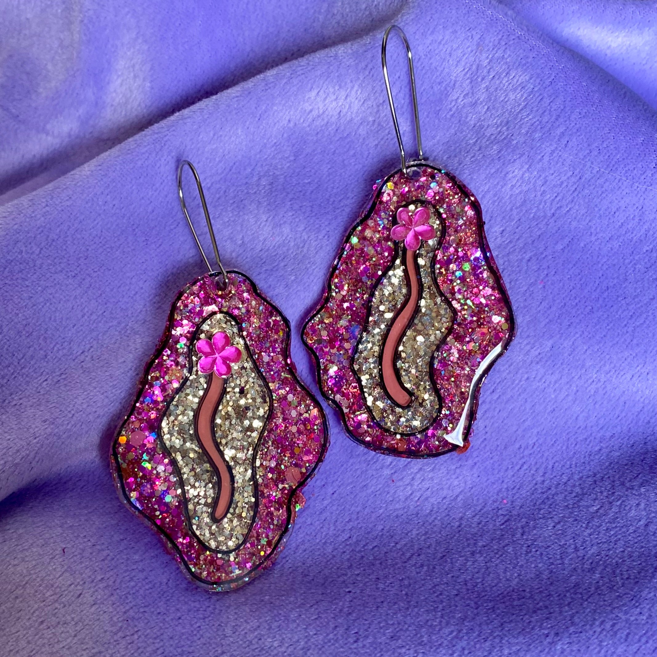 Light Pink Vulva Earrings Glittered
