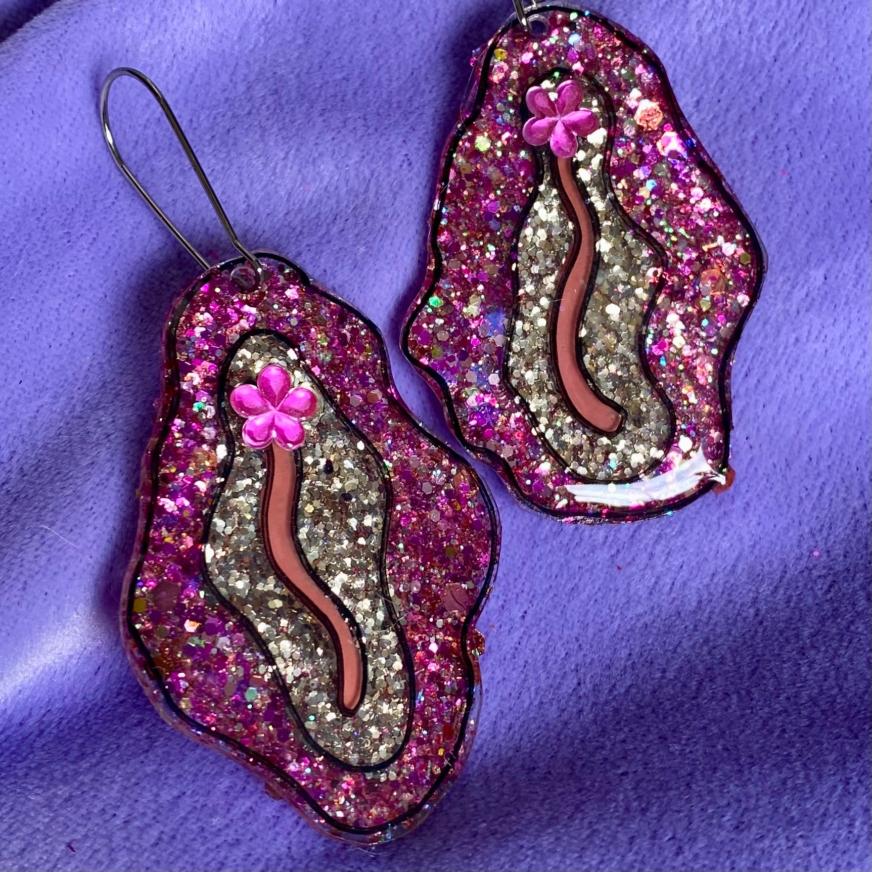 Light Pink Vulva Earrings Glittered