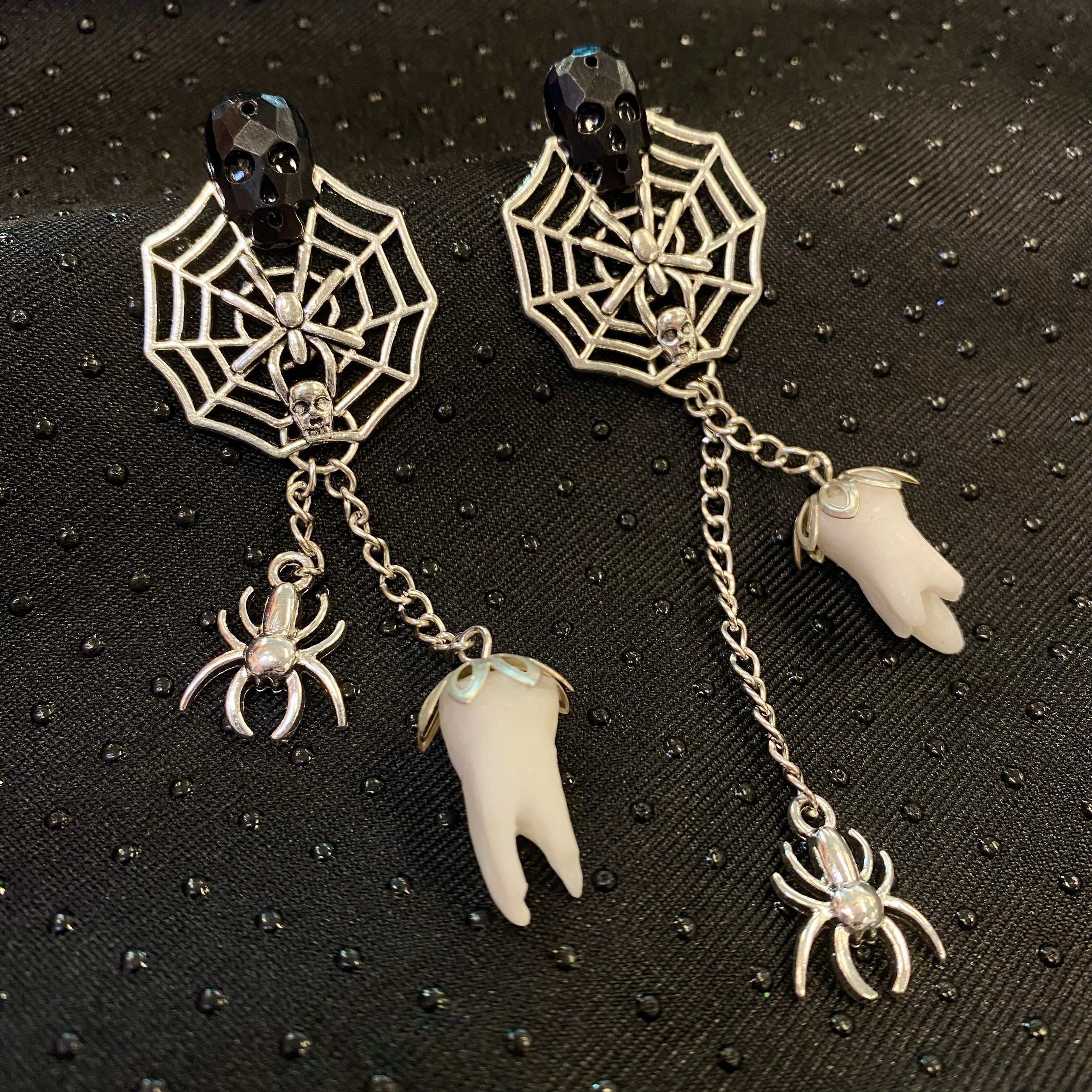 Spider Tooth Earrings