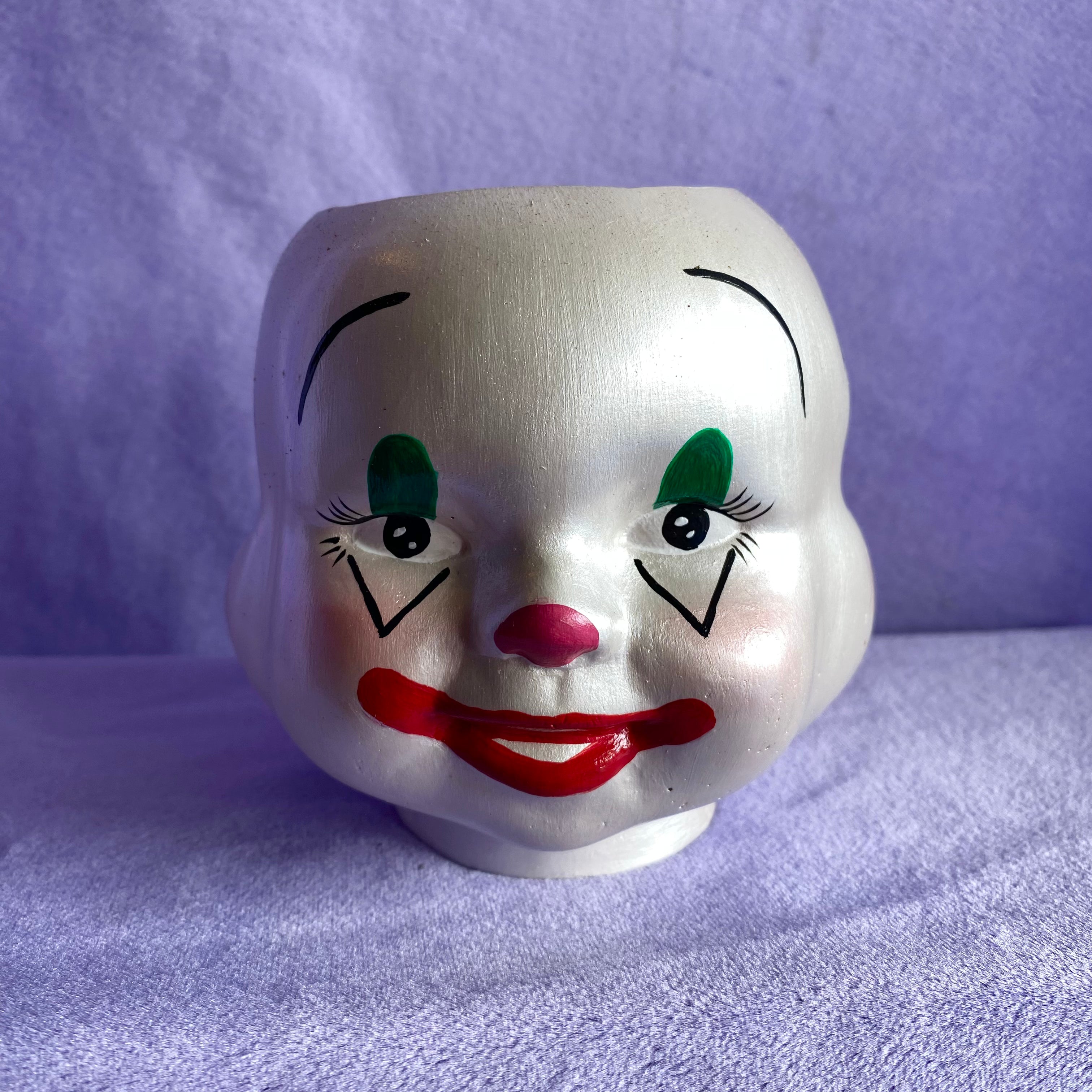 Clown Babe Tri-Face