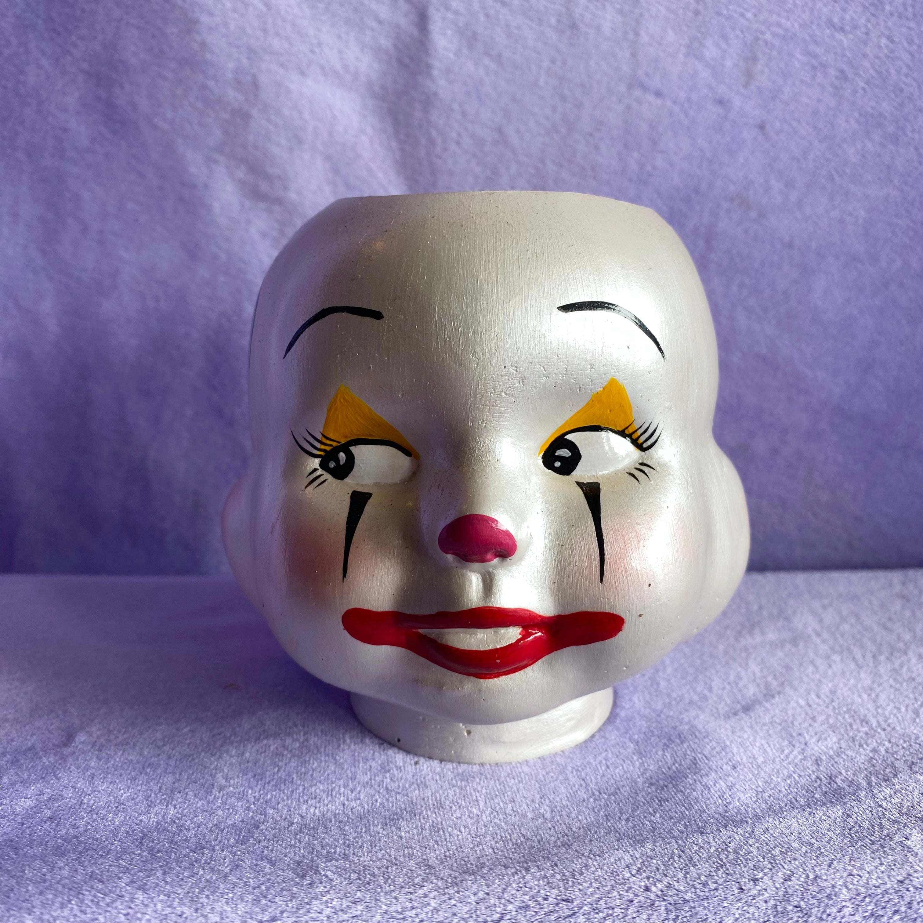 Clown Babe Tri-Face